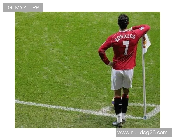 以球星挂件牌足球点燃绿茵激情打造收藏与运动双重魅力